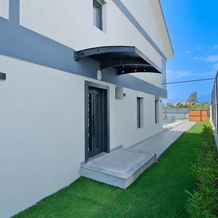 Sea Side 1 Villa